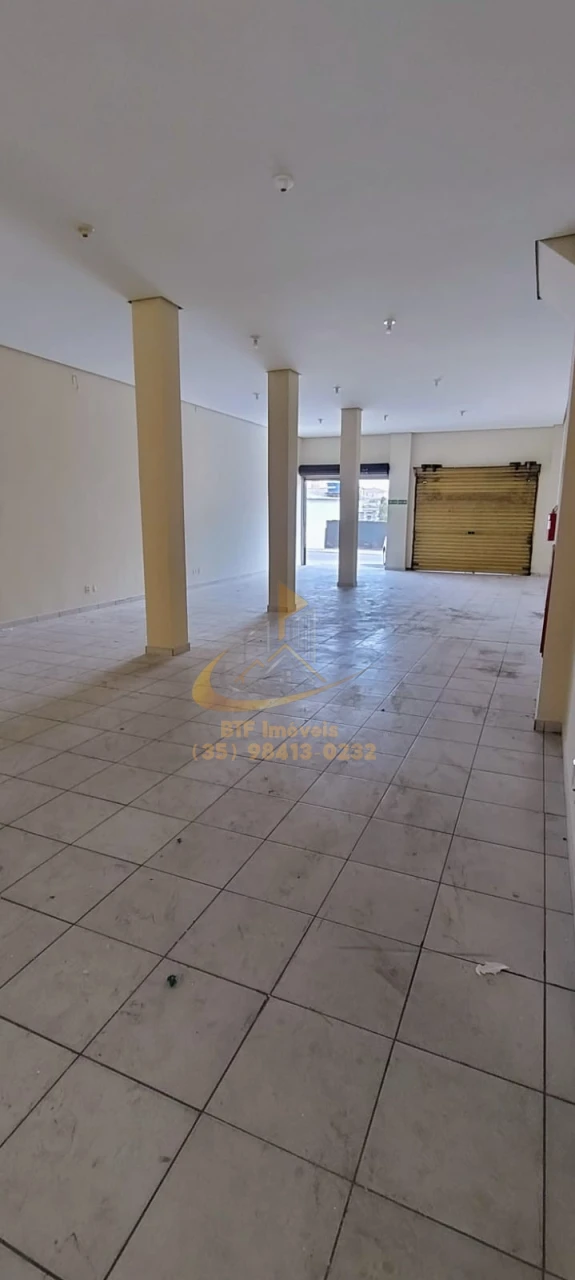 Imagens do imóveis IMOVEL COMERCIAL LOCAÇÃO   COMODO 200 MTS 2 BANHERIOS, COZINHA E COMODO DEPOSITO