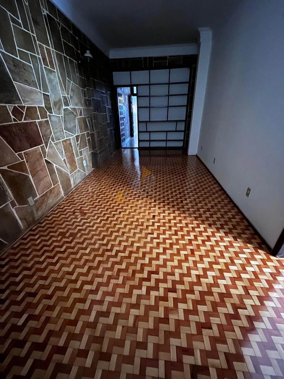 Imagens do imóveis imovel Comercial Centro Oportunidade com garagem e acessibilidade  05 salas, 02 banheiros