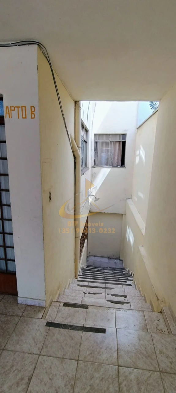 Imagens do imóveis casa  LOC CHACRINHA 03/04 sendo 1 suite, sala, cozinha, banh. area serv. garagem