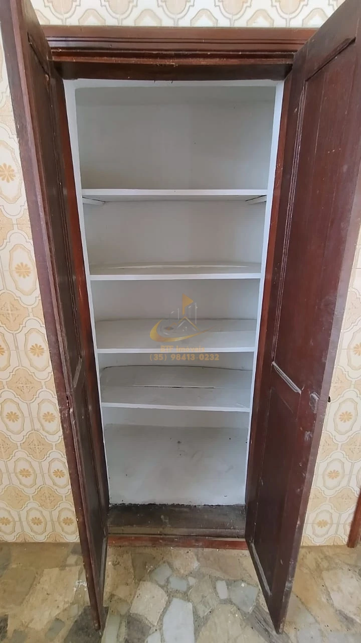 Imagens do imóveis CASA - APT0  LOCAÇÃO 3 QUARTOS, SALA, COPA, DESPENSA, BANHEIRO, COZINHA, AREA SERV. GARAGEM