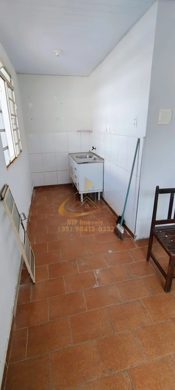 Imagens do imóveis CASA LOCAÇÃO  SALA, COPA , COZINHA, 2 QUARTOS SENDO 1 SUITE, QUIINTAL, GARAGEM , AREA SERV