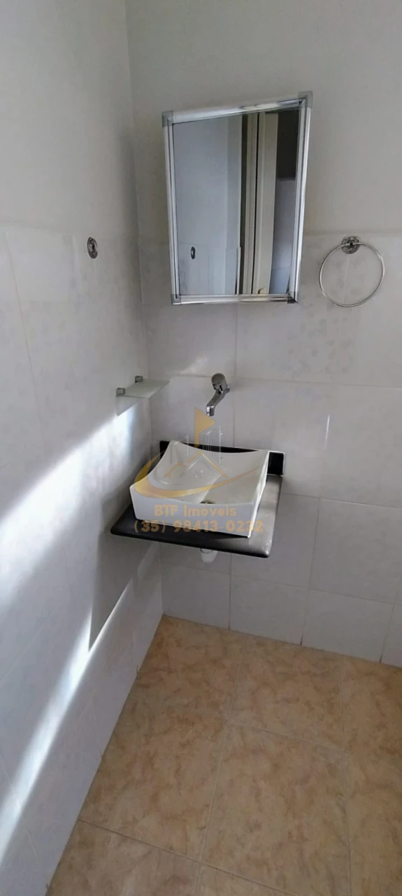 Imagens do imóveis APTO LOCAÇAO CENTRO 3 QUARTOS SALA COZINHA,02 BANH AREA SERV E DEP/ SEM GARAGEM