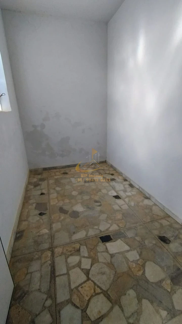 Imagens do imóveis CASA - APT0  LOCAÇÃO 3 QUARTOS, SALA, COPA, DESPENSA, BANHEIRO, COZINHA, AREA SERV. GARAGEM