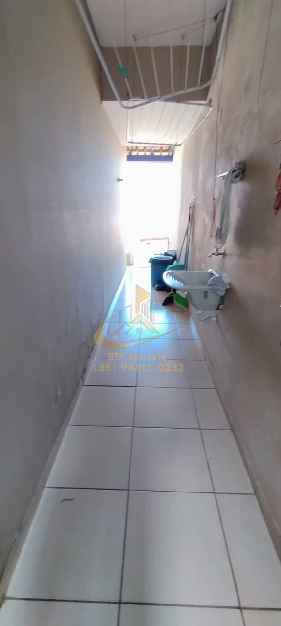 Imagens do imóveis casa venda Bairro Artur Bernardes 7quartos sendo 4 suites, varanda gourmet c churrasqueira,garagem,jardim