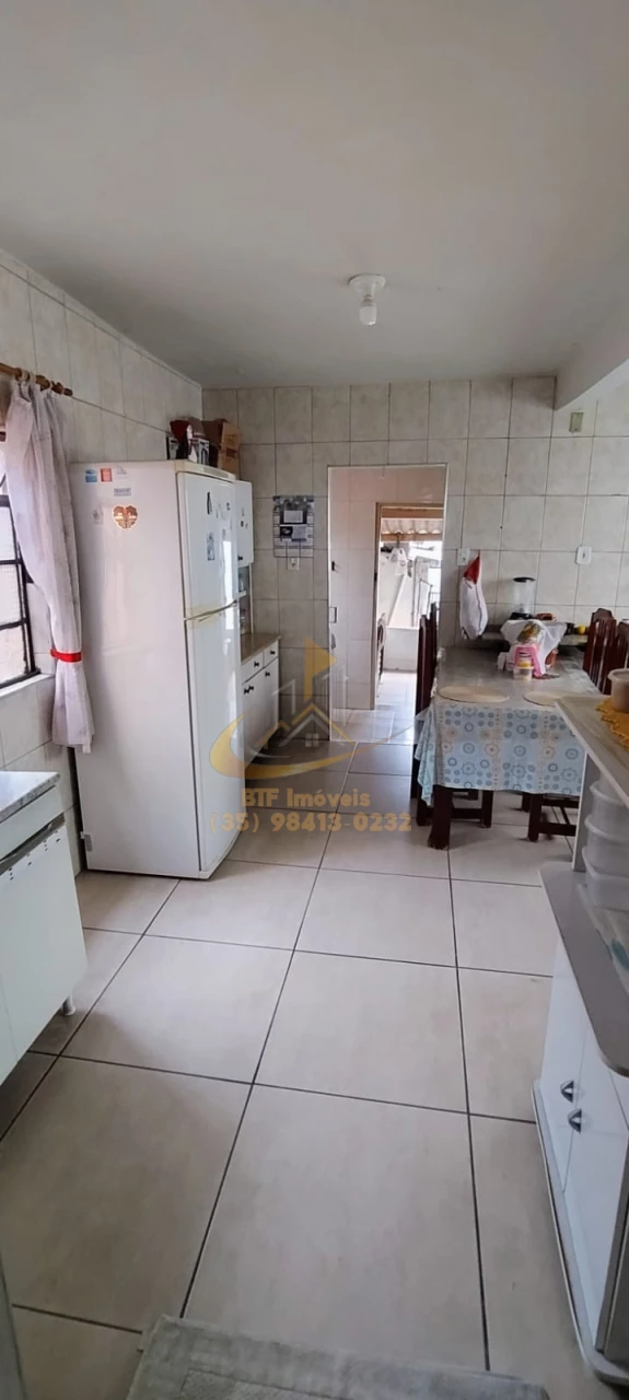 Imagens do imóveis CASA VENDA 2 SALAS 4 QUARTOSCOZINHA/COPA 2BANHAREASERV GARAGEM(ESCRT)2 BARRACOES