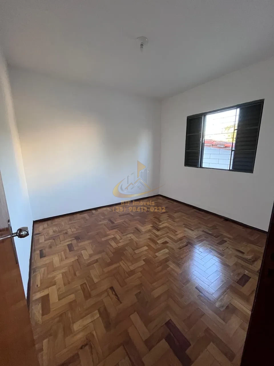 Imagens do imóveis CASA LOCAÇÃO 3/4 ( 1 SUITE C/CLOSET), SALA/COZINHA, BANHEIRO,QUINTAL,AREA SERVIÇO, 2 VAGAS GARAGEM