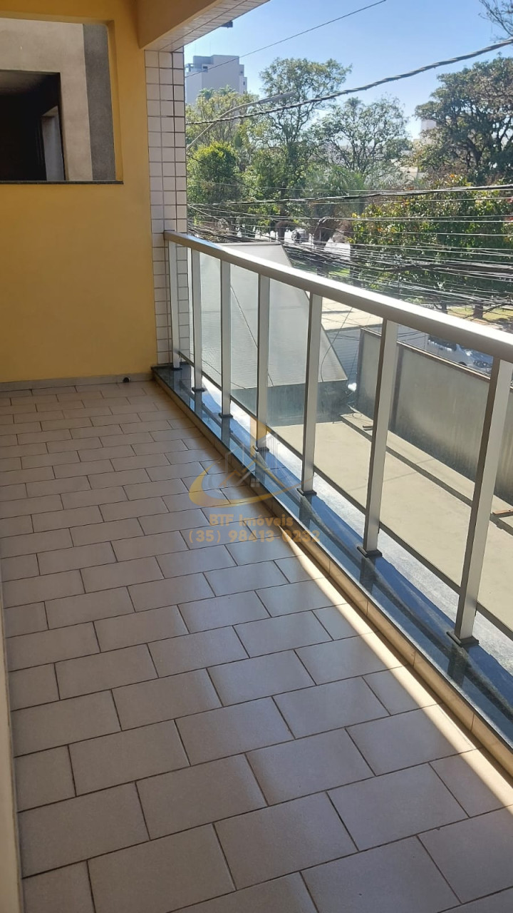 Imagens do imóveis IMOVEL COMERCIAL 03 SALAS 01 SUITE AREA SERV COM DCE CENTRO LAVRAS