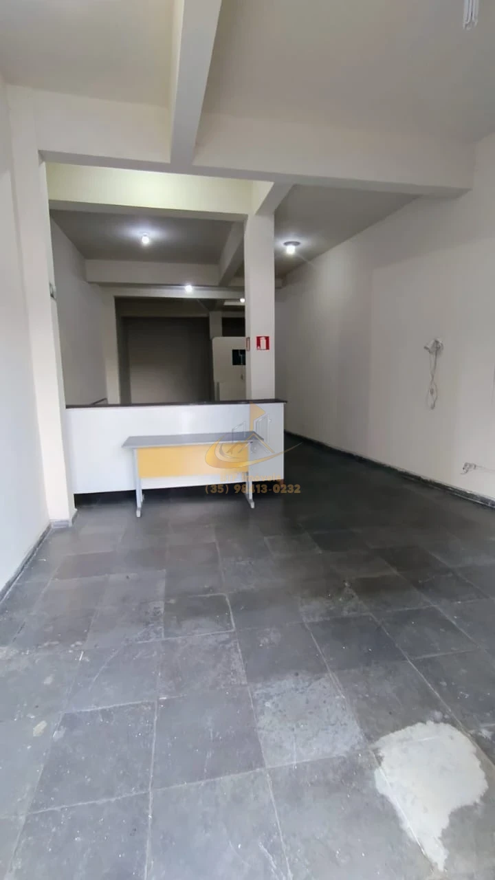 Imagens do imóveis IMOVEL COMERCIAL CENTRO COMA BANHEIRO, COZINHA E ESCRITORIO-  TERREO/CENTRO