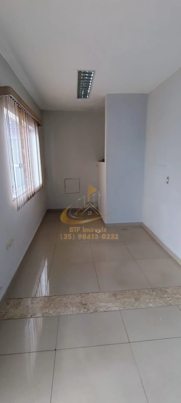 Imagens do imóveis SALAS COMERCIAIS COM BANHEIRO  COLETIVO -  CENTRO