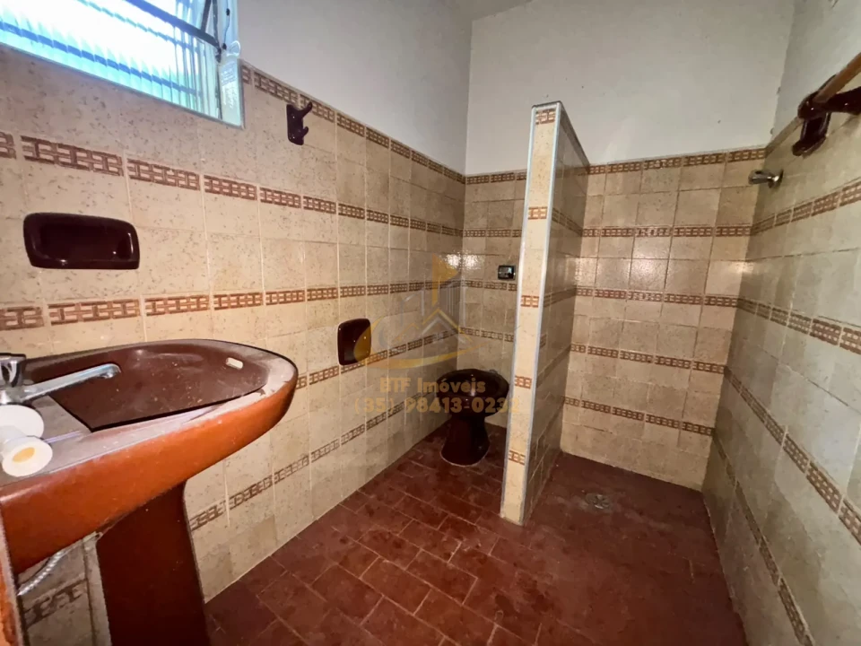 Imagens do imóveis CASA locação  03 QUARTOS (2suite)sala/cozinha, banh,social, lavanderia, GARAGEM/QUINTAL