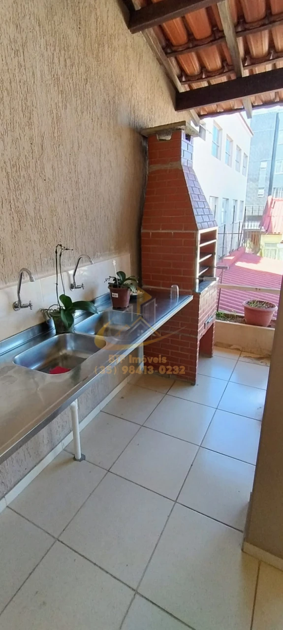 Imagens do imóveis casa venda Bairro Artur Bernardes 7quartos sendo 4 suites, varanda gourmet c churrasqueira,garagem,jardim