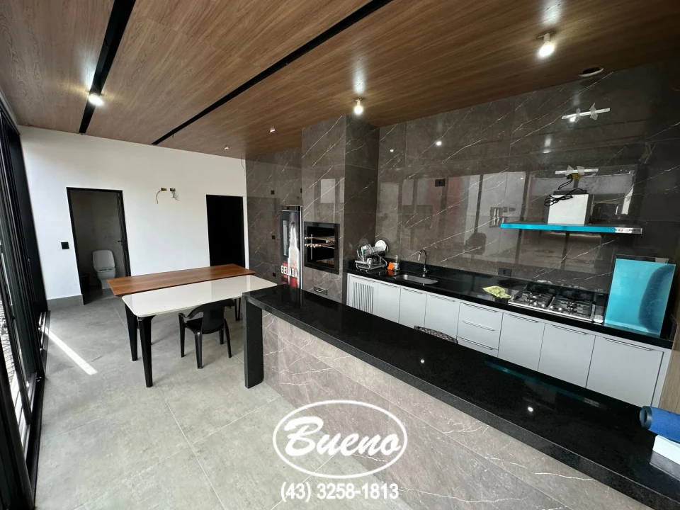 Imagens do imóveis Vende Lindo Imóvel Comercial