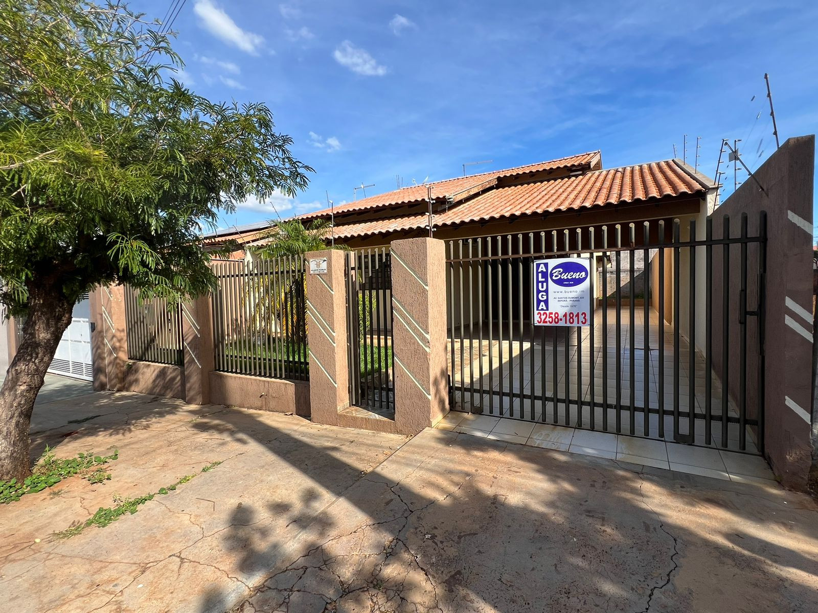 Imagens do imóveis Casa p/locação no Jd. Brasília