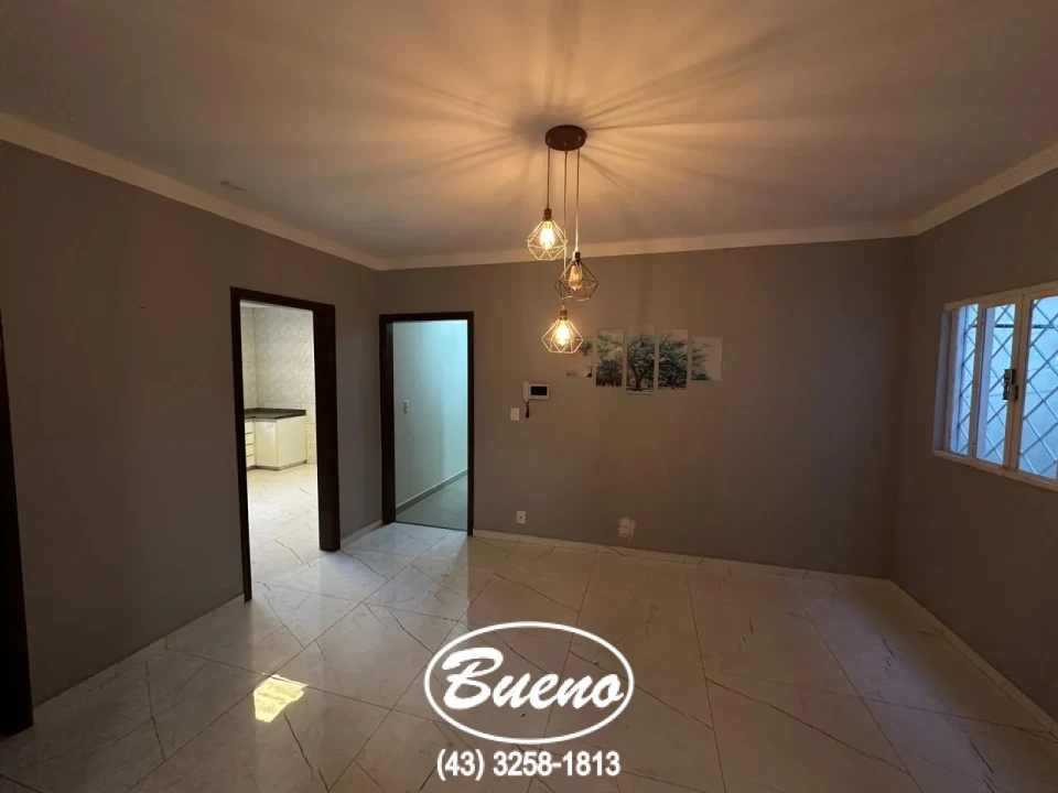 Imagens do imóveis Vende Linda Casa no Jardim Boa Vista