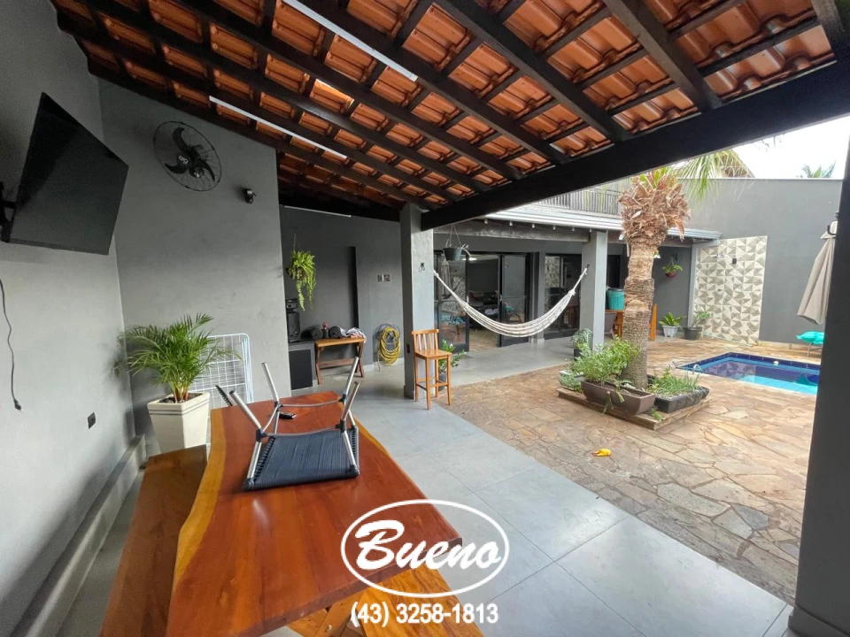 Imagens do imóveis Linda Casa à Venda no Jardim Las Vegas