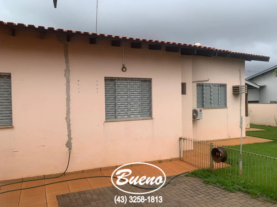 Imagens do imóveis Vende Casa na Avenida dos Estudantes