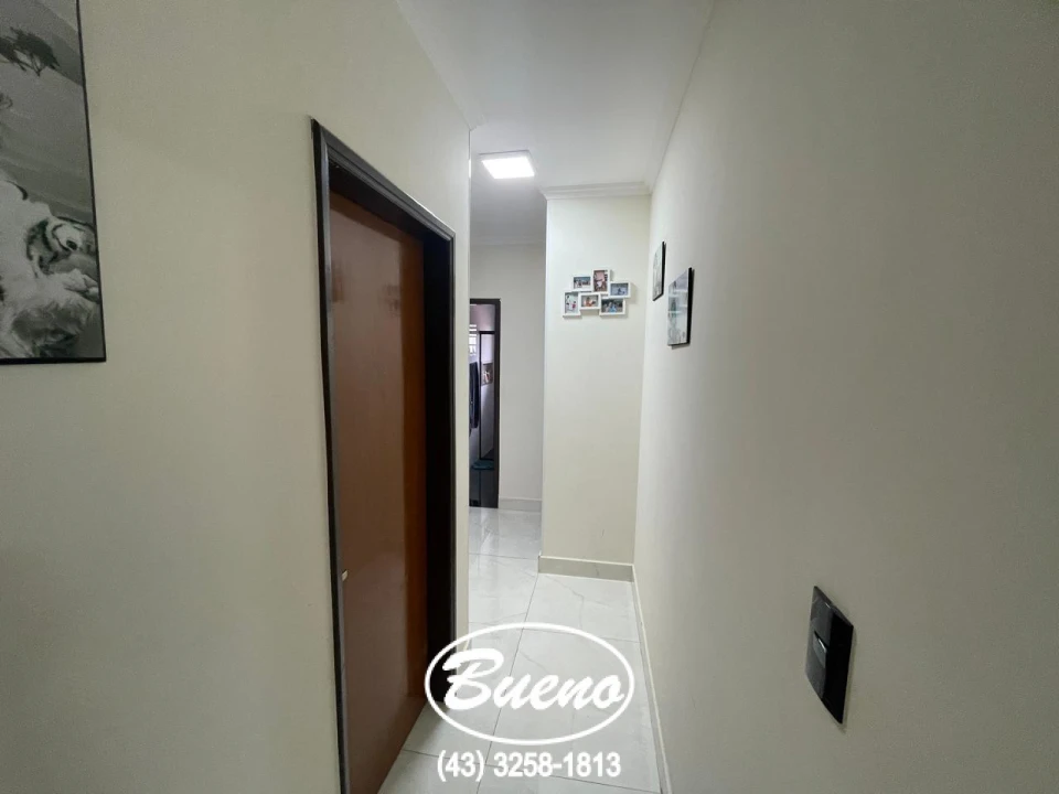 Imagens do imóveis Linda Casa à Venda no Jardim Las Vegas