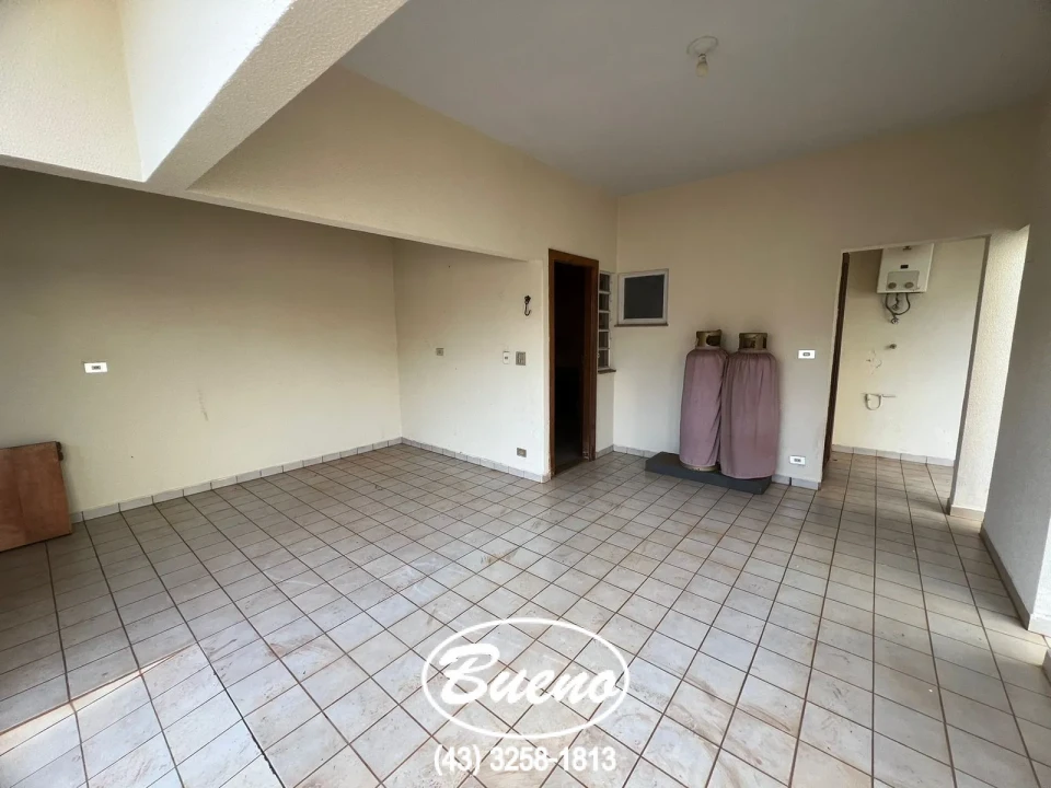 Imagens do imóveis Casa p/locação próxima ao Centro
