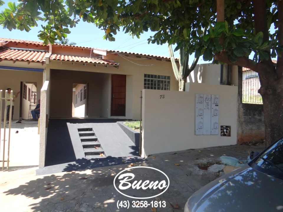 Casa para Locação na Av. Estudantes