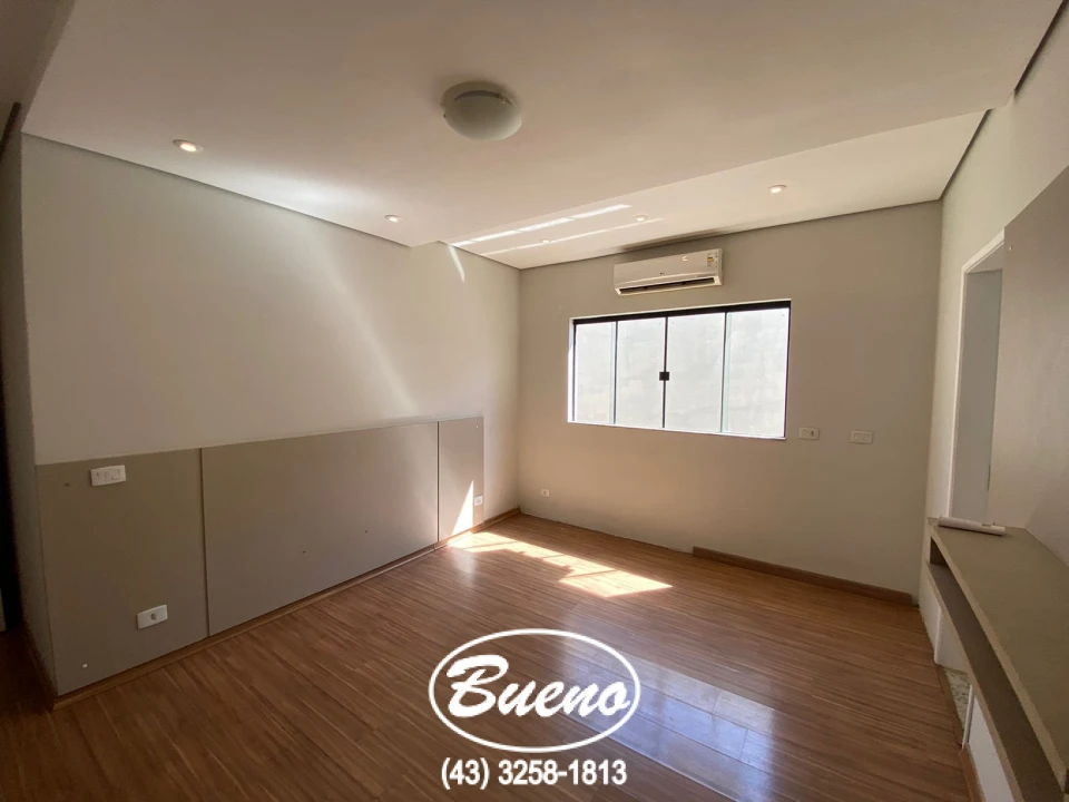 Imagens do imóveis CASA P/ LOCAÇÃO NA AV. ESTUDANTES