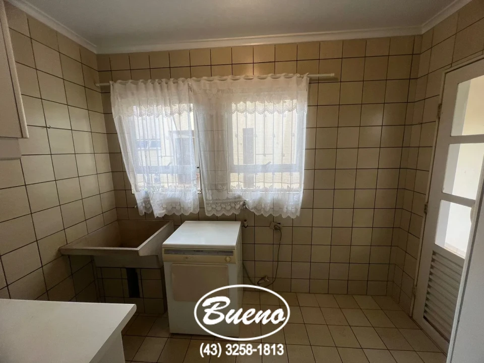 Imagens do imóveis Casa p/locação próxima ao Centro