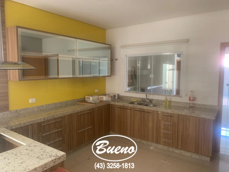 Imagens do imóveis Vende Casa Na Av Dos Estudantes