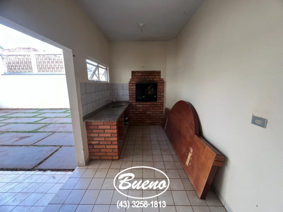 Imagens do imóveis Casa p/locação próxima ao Centro