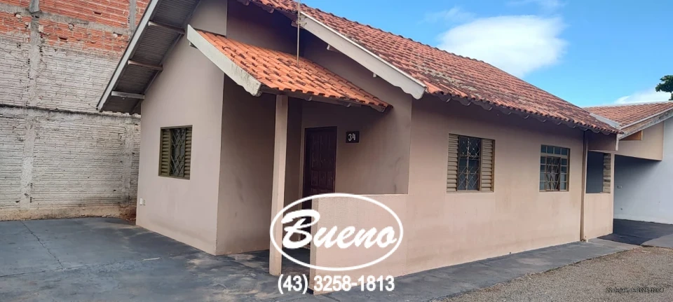 Imagens do imóveis Vende Casa Com Churrasqueira