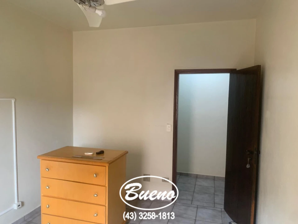 Imagens do imóveis Vende Casa na Avenida dos Estudantes