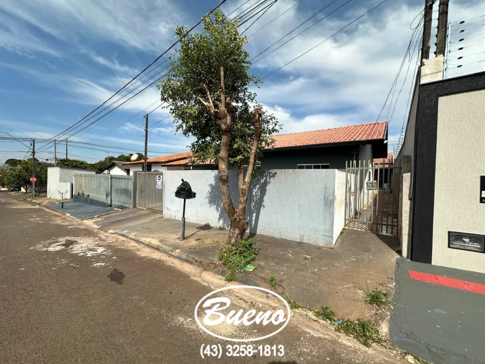 Imagens do imóveis Vende Casa no Jardim Santa Paula com Edícula no Fundo