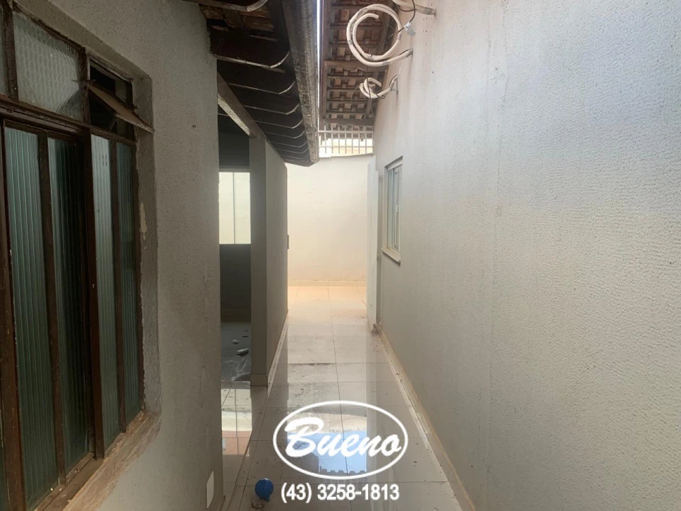 Imagens do imóveis Vende Casa Comercial no Centro