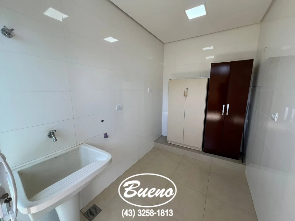 Imagens do imóveis Casa p/Locação no Cond. Royal Boulevard