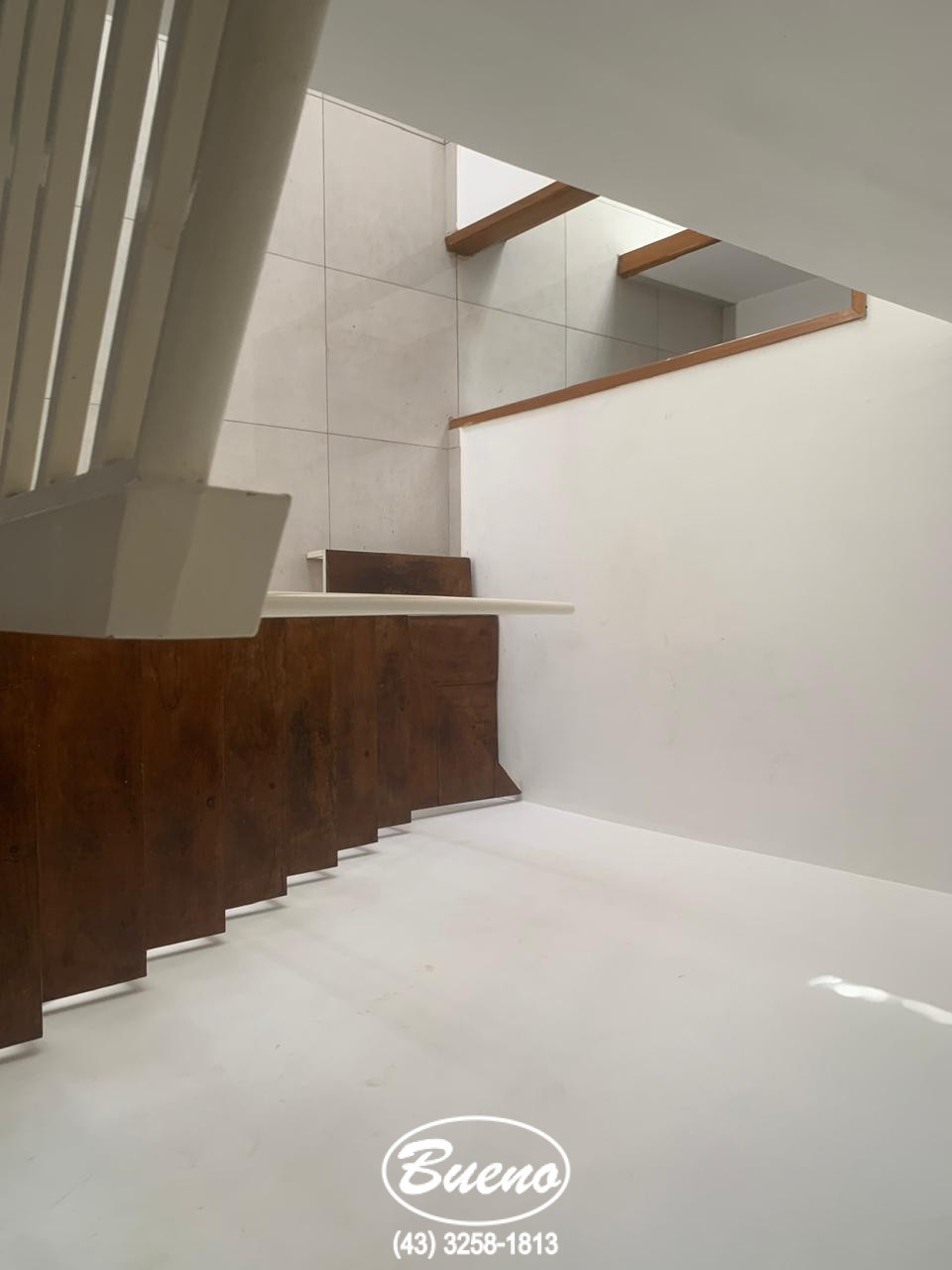 Vende ou Troca Sobrado em Londrina Imagens do imóveis Vende ou Troca Sobrado em Londrina