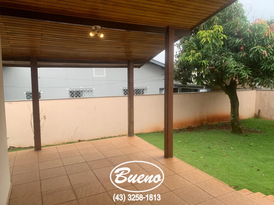 Imagens do imóveis Vende Casa na Avenida dos Estudantes