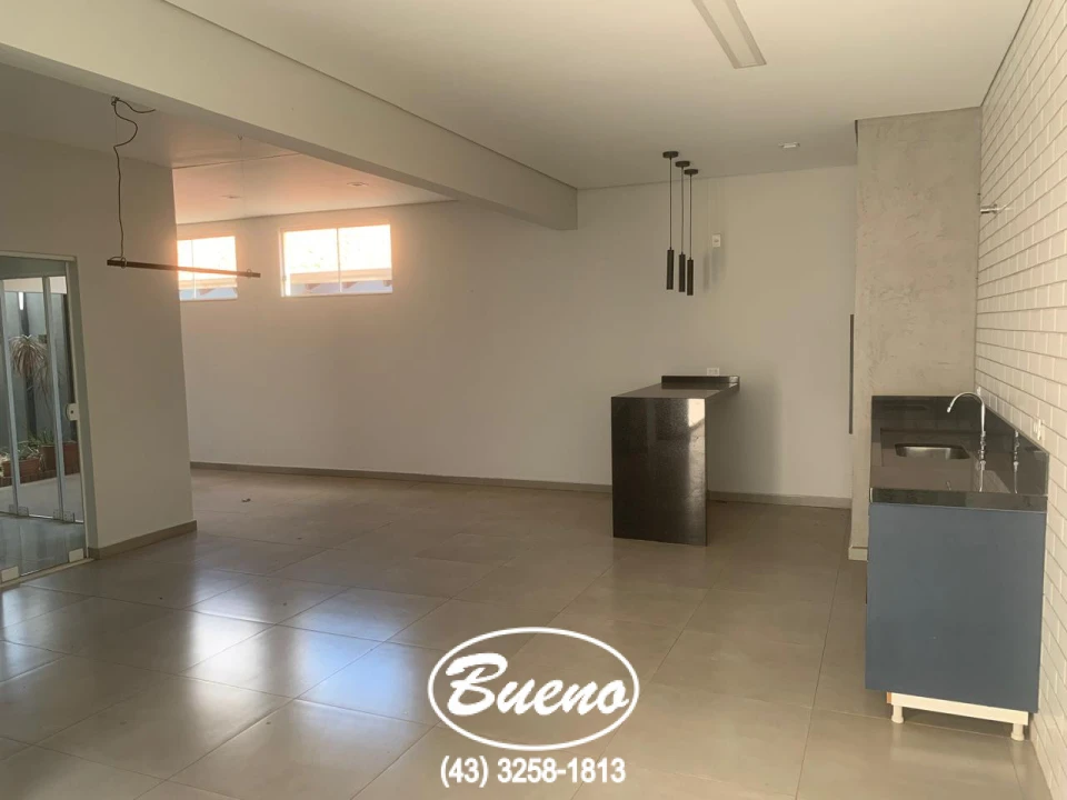 Imagens do imóveis Vende Linda Casa Jardim Brasilia