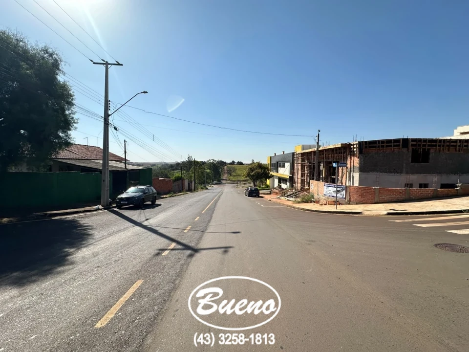 Imagens do imóveis Vende Terreno na Avenida Souza Naves