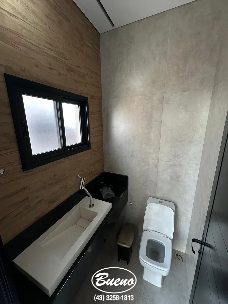 Imagens do imóveis Vende Lindo Imóvel Comercial