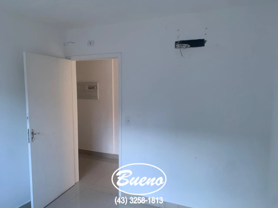 Imagens do imóveis Vende Casa Comercial no Centro