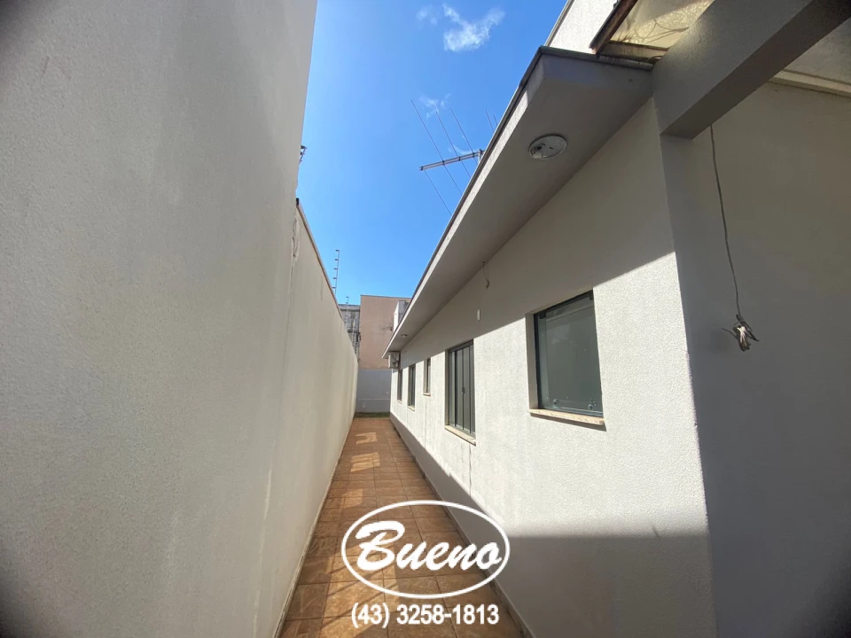 Imagens do imóveis CASA P/ LOCAÇÃO NA AV. ESTUDANTES
