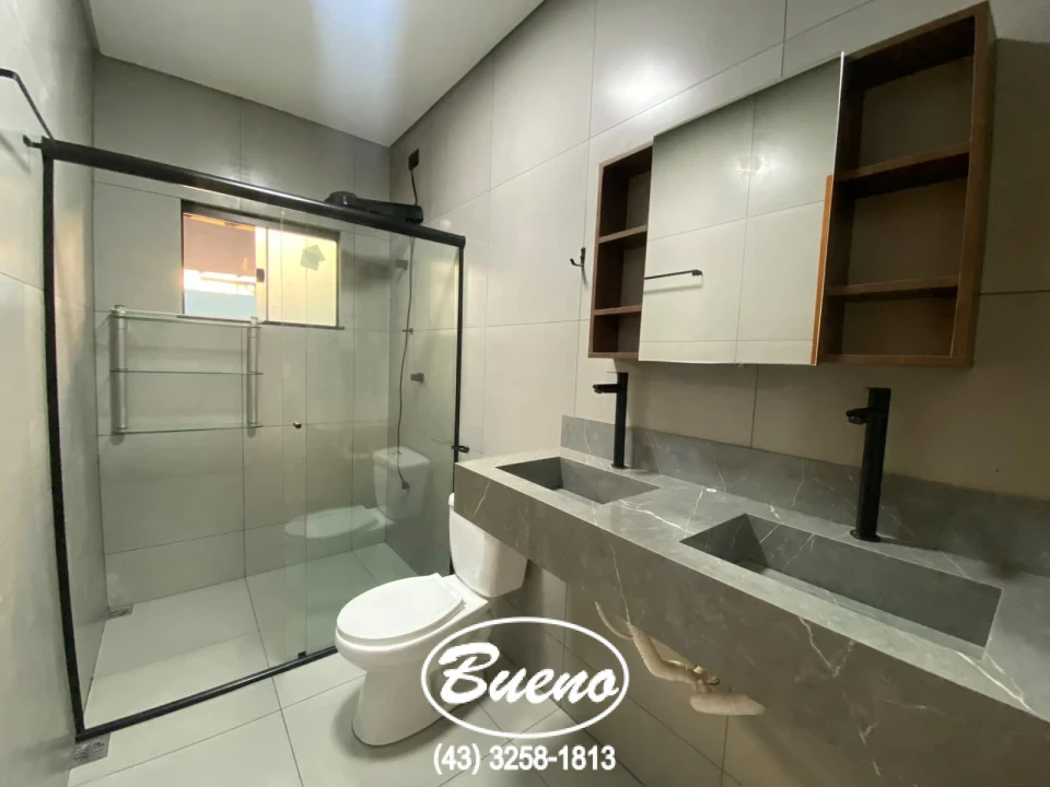 Imagens do imóveis Casa de Fundos para Locação