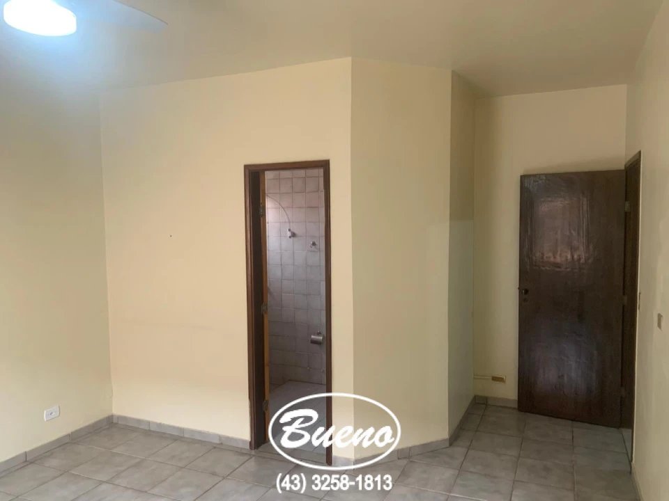 Imagens do imóveis Vende Casa na Avenida dos Estudantes