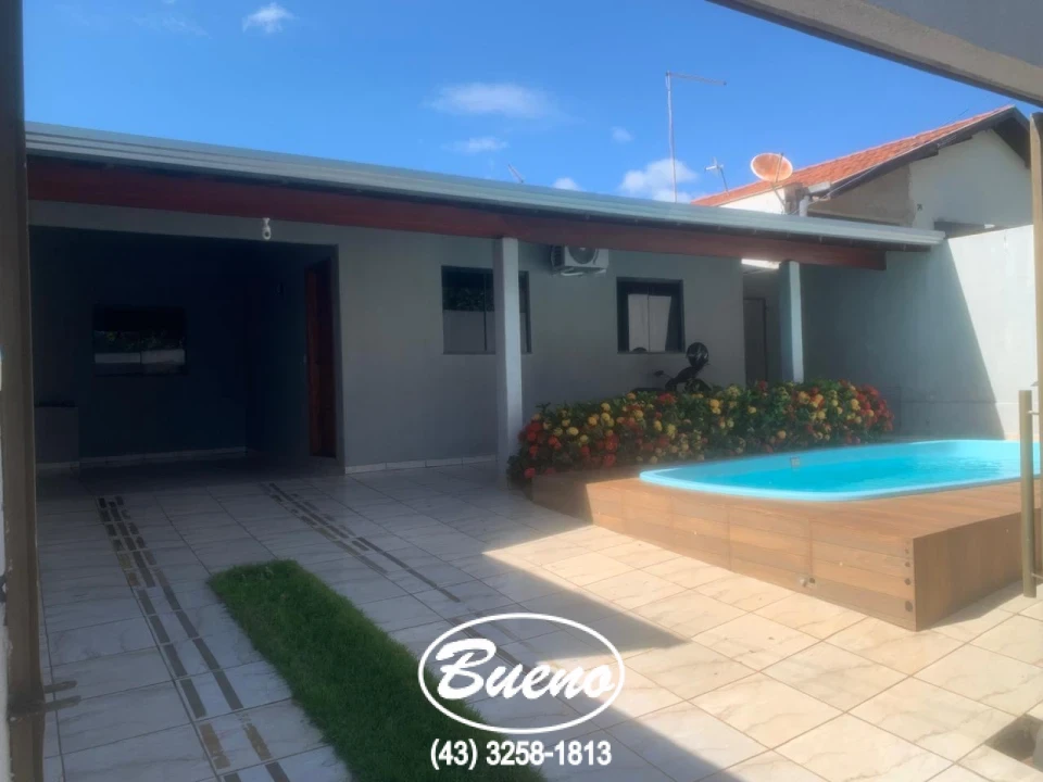 Imagens do imóveis Vende Casa Com Piscina no Tupy