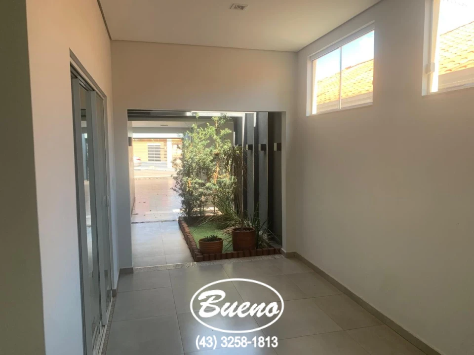 Imagens do imóveis Vende Linda Casa Jardim Brasilia