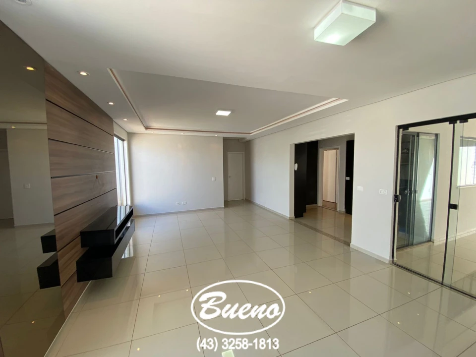 Imagens do imóveis CASA P/ LOCAÇÃO NA AV. ESTUDANTES
