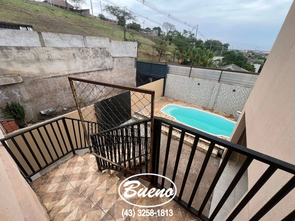 Imagens do imóveis Casa p/Locação com Piscina