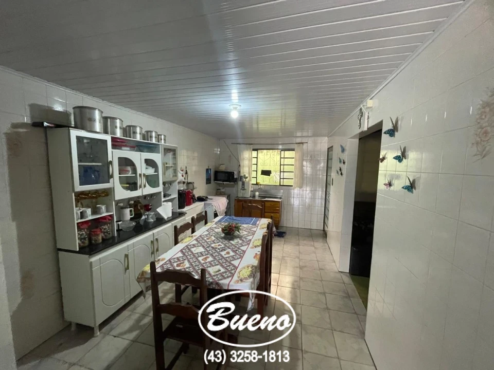 Imagens do imóveis Terreno com 03 Casas