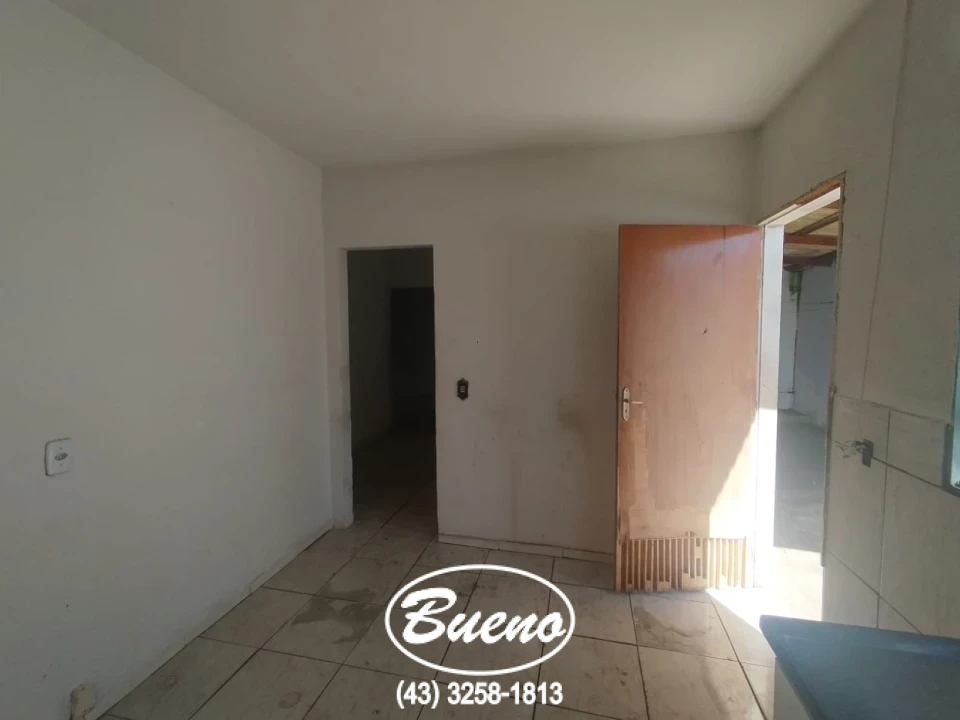 Imagens do imóveis Casa de Fundos para Locação