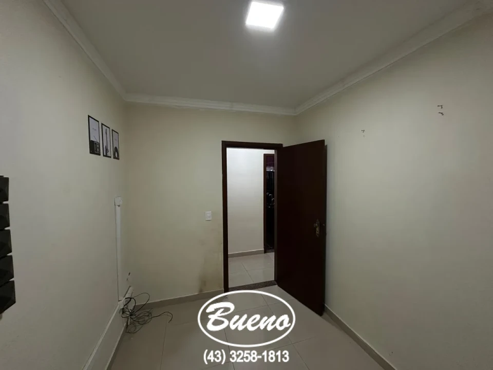 Imagens do imóveis Vende Linda Casa no Jardim Boa Vista