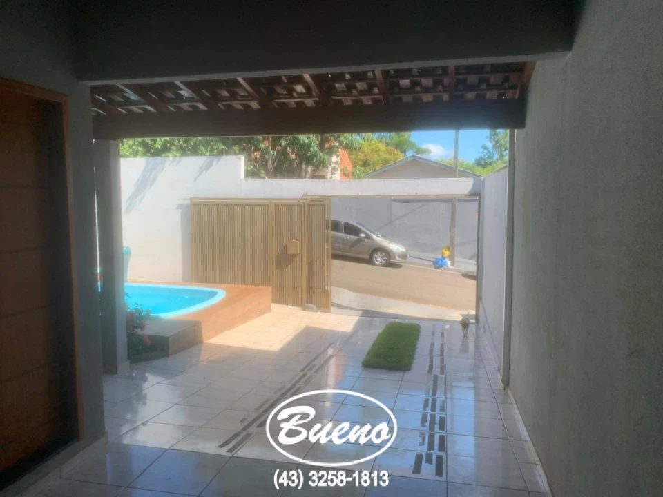 Imagens do imóveis Vende Casa Com Piscina no Tupy