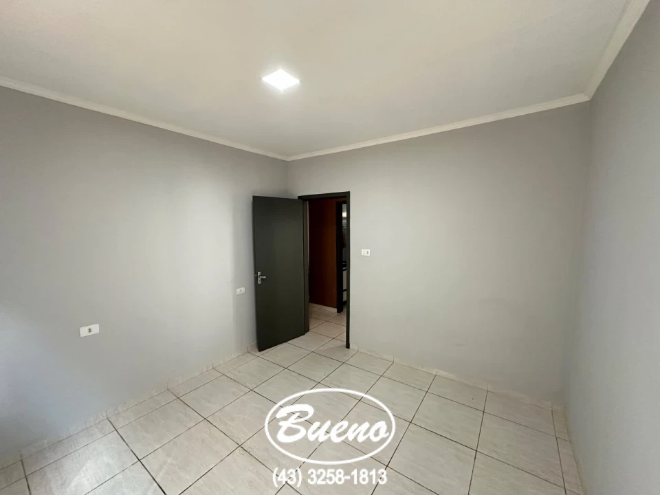Imagens do imóveis Vende Casa no Jardim Santa Paula com Edícula no Fundo